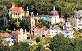 How did such a place—which looks like it belongs in italy, rather than britain—come to exist? Portmeirion A Little Slice Of Italy In North Wales