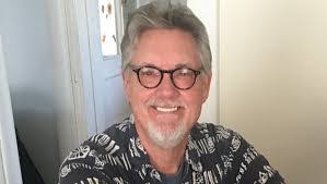 Robert Lepley's Instagram, Twitter & Facebook