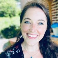 Kristen Pennington's Instagram, Twitter & Facebook