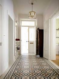 Inspirations Pour Un Sol En Carreaux De Ciment Joli Place Renovation Maison Idee Deco Hall Carreau De Ciment
