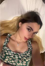 Montse Sánchez (@pemontserrat)