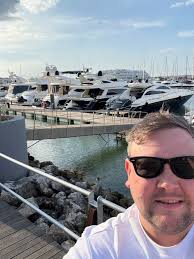 Colin Mac (@colinmacdj) · Glasgow