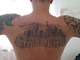 Sich tätowieren zu lassen ist immer wieder aufs neue eine große freude und für manche sogar ein regelrechtes hobby. Fotos Eintracht Frankfurt Kickers Offenbach Skyline Heimat Tattoos Unserer Leser Aktion