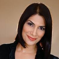 Julia Ferrer's Instagram, Twitter & Facebook