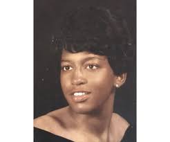 TERRY DRUMMOND-HOEY Obituary (2017)