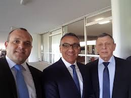 Luis carlos heinze fala sobre incluir estados e municípios na reforma da previdência. Bonotto Posse Senador Luis Carlos Heinze Chegando Em Facebook
