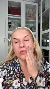 regalo de L'Oréal Paris Gracias por este regalo, me viene perfecto para  mantener mis raíces a raya y espaciar más mi tinte. L'Oréal Paris  #magicretouch #hair