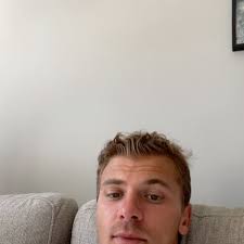 75 hard., Finished about a week ago, here’s my reflection:, Well, the name  is fitting. Some of the hardest days I’ve had. 5:30am wake ups, 2 workouts  a day, 1 gallon of water/ day, 5 books read, and ...