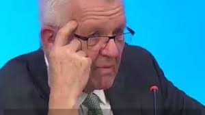 Frankfurter schüler wollen maskenpflicht am platz zurück. Winfried Kretschmann Ministerprasident Uber Seinen Dienstwagen Youtube