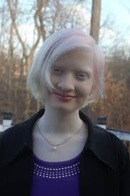 Estée Lauder's Makeup App is the Tool for Blind People