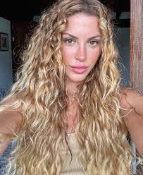 Anna Goad's Instagram, Twitter & Facebook