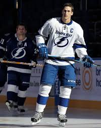 Welcome to the official tampa bay lightning shop. Tampa Bay Lightning A Modern Team Takes On Traditional Look The New York Times