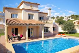 Schone Villa Mit Privatem Pool Und Blick Aufs Meer Ideal Zum Entspannen Und Geniessen Sie Ihren Urlaub Luxury Villa Rentals Holiday Villa Villa Rental