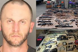 Kyle Dodge's Instagram, Twitter & Facebook