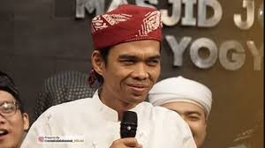 Berita dan foto terbaru abdul somad batubara kabar pernikahan ustaz abdul somad itu pertama kali diketahui dari beredarnya foto formulir persetujuan calon pengantin. Ustadz Abdul Somad Mengundurkan Diri Dari Pns Kampus Uin Suska Riau Kumbanews Com
