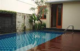 Kolam renang adalah pelengkap yang luar biasa untuk halaman belakang yang besar, adanya kolam renang akan menciptakan waktu bersama keluarga yang sangat baik dan menyediakan sarana olah. Cara Merawat Kolam Renang Di Rumah