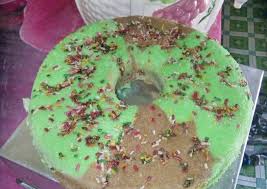 Kue bolu juga dapat dijadikan sebagai kue jenis lain sehingga tidak heran jika kue ini selalu hadir di berbagai acara. Resep Bolu Air Satu Telur Panggang Baking Pan Oleh Yunifatul Umroh Cookpad
