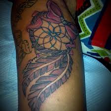 Contact usget directionsget quotefind tablemake appointmentplace orderview menu. Cuuuuuuutttteeeeee Dreamcatcher Tattoo With Bow And Heart In The Center Omg Done By Krystals Tatted Instagram At Tattoos Kandy Shop Dream Catcher Tattoo