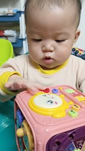 亲戚都说我女儿简直是小版的我，我爸更夸张说连声音都像 🤣