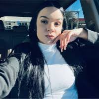 Valerie Irizarry's Instagram, Twitter & Facebook