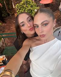 Julia Bergen Wesley (@byjbergen) • Instagram photos and videos