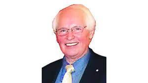 Jonny Hinrichs bleibt an der Spitze