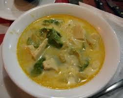 Soups are very popular in ecuador and usually served with most meals. Archivo Locro De Papa Jpg Wikipedia La Enciclopedia Libre
