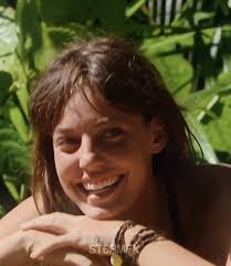 Amanda Folkerts's Instagram, Twitter & Facebook