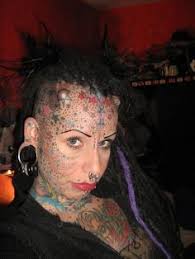 l'impressionante métamorphose de María José Cristerna aka "the vampire  women"