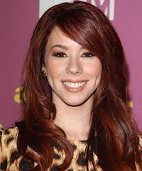 Jillian Rose Reed Long Straight Red Hairstyle With Side Swept Bangs Straight Hairstyles Long Straight Hair Long Straight Formal Hairstyles