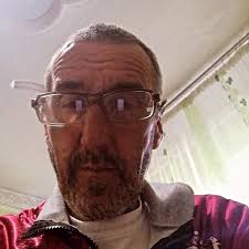 👤 sent you a photo... (like to open)