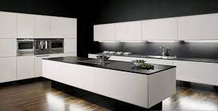 Conception de cuisine moderne avec îlot central. 21 Idees De Cuisine Pour Votre Loft Arredo Interni Cucina Arredamento Moderno Cucina Cucine Di Lusso