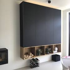 Wandmeubels En Kasten In De Meest Uiteenlopende Combinaties En Afmetingen Open Of Deurgesloten Vakken Met Massief Houten O Ikea Huis Interieur Woonkamerkasten