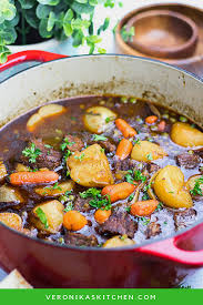 What Can Be Better In The Fall Than Comfort Food Like A Classic Dutch Oven Beef Stew Cooked On Dutch Oven Beef Stew Stew Recipes Dutch Oven Beef Stew Recipes