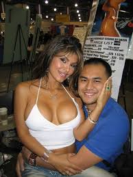 Fake boobs | This was at a comic book convention in Philadel… | Flickr