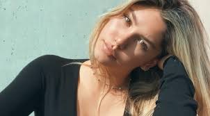 Giuliana sotela la belleza de giuliana sotela a sus 39 años, a menudo da de qué hablar en la prensa rosa chilena, pendiente de sus redes sociales. Constanza Rios Sotela Archivos Te Cache Farandula Y Espectaculos Desde Chile