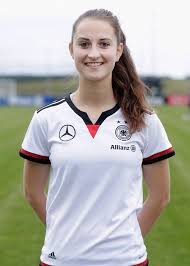 Pin De Sluricain En Deutsche Fussball Frauen German Girls Hubsch Hubsch Futbol Femenil Futbol Femenino Femenil