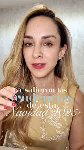 Esta Navidad vamos a ver rayas por todos lados🌲, Ya están aquí las  tendencias de esta Navidad 2025 por John Lewis🎄, ¿Cuál es tu favorita? La  mía definitivo la segunda🤍 Te leo., #decoracioninteriores ...