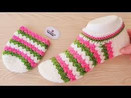 Hakeln Sie Einfach Farbige Socken Muster Hakeln Sie Socken Handgefertigt Youtube 2020 Tig Desenleri El Yapimi Krose