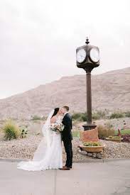 Golf Course Wedding Red Rock Country Club Vegas Wedding Venue Las Vegas Wedding Venue Outdoor Fall Wedding