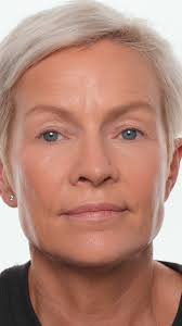 Layering for natural glow using all Natural Ingredient products , I used  @ereperezcosmetics , Herbal face tonic, Moringa all beauty creme, Lychee  creme corrector in shade 2, Cacao bronzing pot in the ...