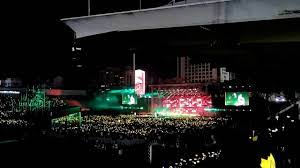 They should get noticed by some labels dude! Big Bang Made V I P Tour 1 Oct 2016 At Stadium Merdeka Malaysia Song Fantastic Baby Youtube