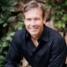 Michael Houtz's Instagram, Twitter & Facebook