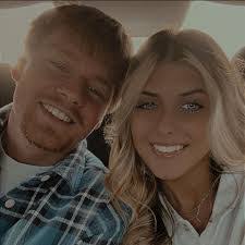 Taylor Sumner's Instagram, Twitter & Facebook