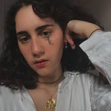 Gallery Girl Meets Yasmine Nasser Diaz by Gallery Girl