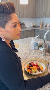 Shayla's mom encourages her to go to the club despite Anthony's disapproval