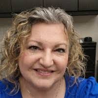 Donna Chausse's Instagram, Twitter & Facebook