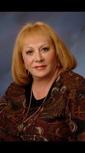 Sylvia Brown Does A Home Visit! 👻 . As you contemplate life in holiday  purgatory, please enjoy this 10 minute video of iconic Medium Sylvia Brown.  . Special thanks to my acting