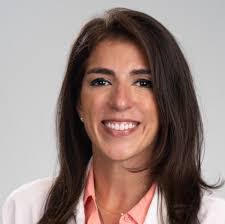 Claire Putnam's Instagram, Twitter & Facebook