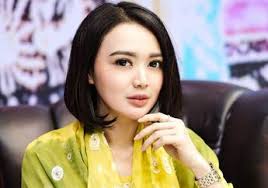 Penyanyi dangdut ini kerap tampil dalam. Berita Wika Salim Terbaru Hari Ini Grid Id